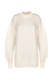  Oversize cashmere sweater with a round neck in off-white