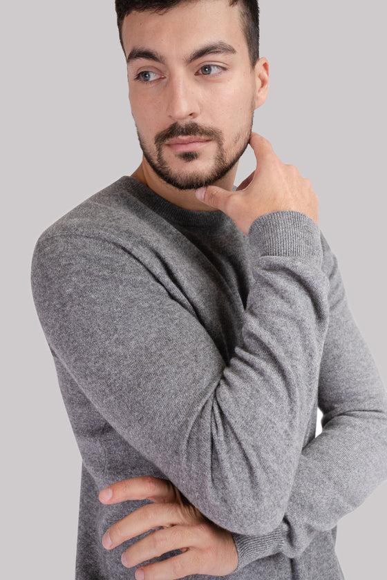 Pánský kašmírový svetr s kulatým výstřihem šedý