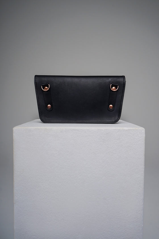 Leather handbag GO black