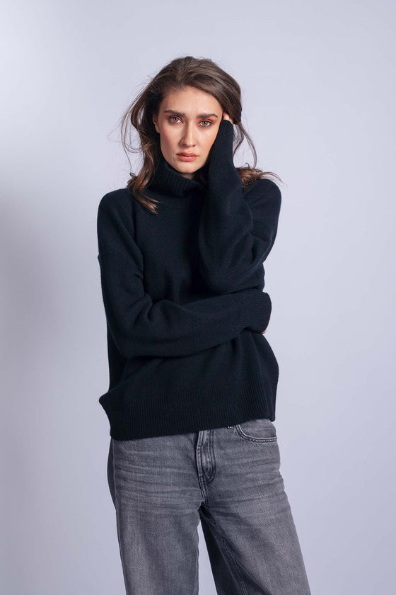 Cashmere turtleneck BOYFRIEND black