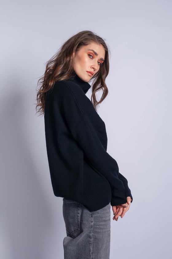 Cashmere turtleneck BOYFRIEND black