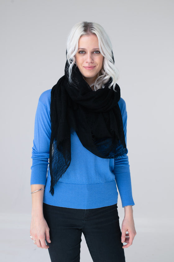 Sagarmatha ultralight baby cashmere scarf black