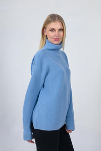 Kašmírový oversize rolák BABY BLUE