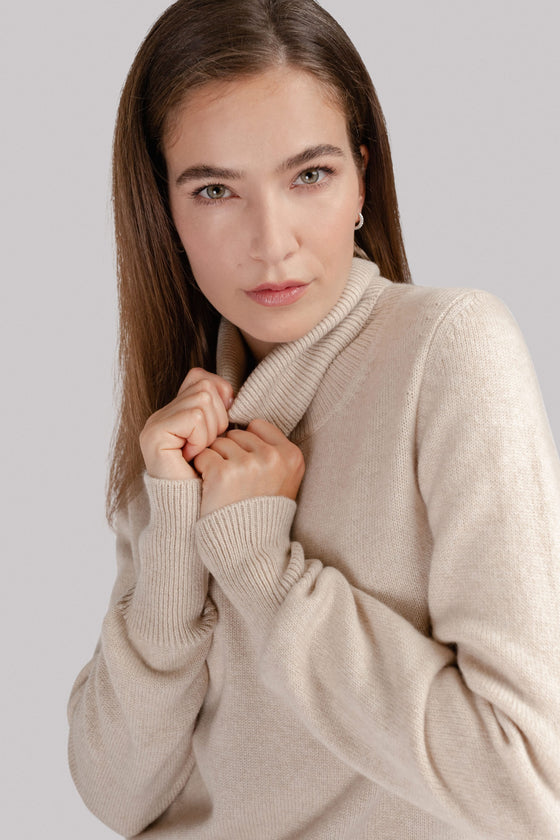 Merino-cashmere turtleneck beige