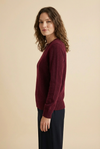 First Love - kašmírový svetr s kulatým výstřihem bordeaux