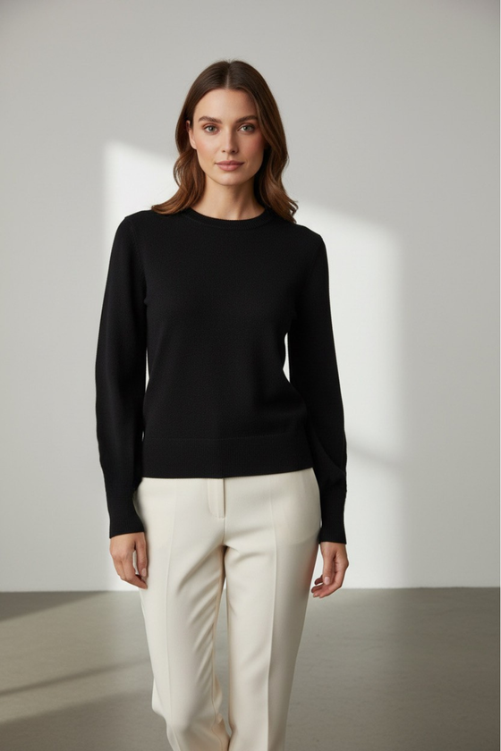 First Love - kašmírový svetr s kulatým výstřihem černý