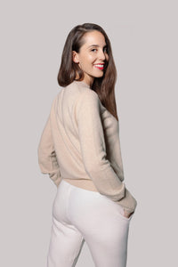 First Love - kašmírový svetr s kulatým výstřihem přírodní béžový - JUSTLOVE