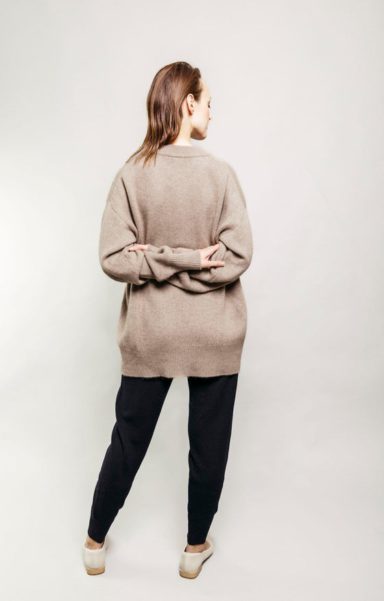 Oversize kašmírový svetr s kulatým výstřihem organic hnědý - JUSTLOVE